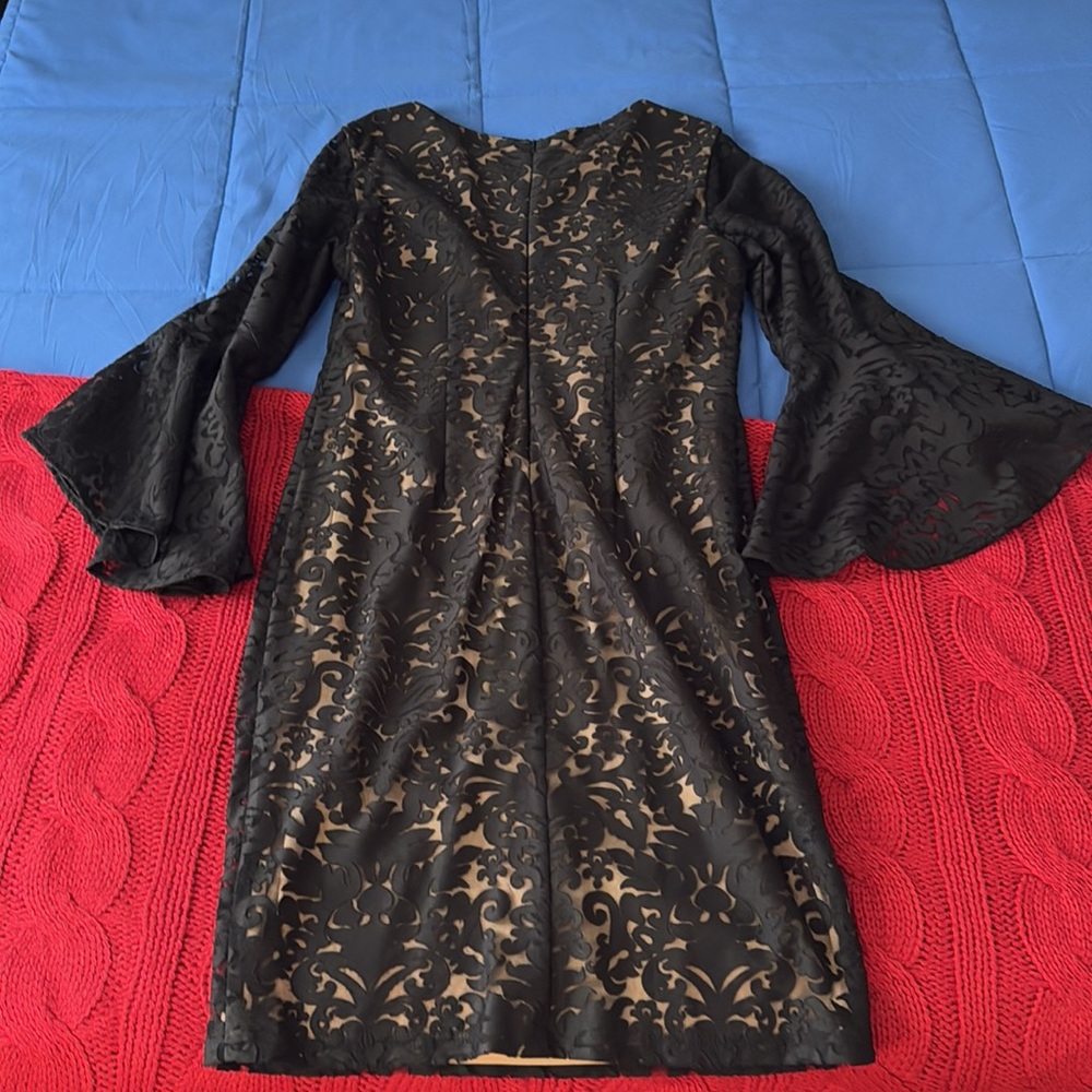 NWOT Joseph Ribkoff Black Lace with Nude lining Balloon Sleeves Sz 12! - Picture 10 of 11